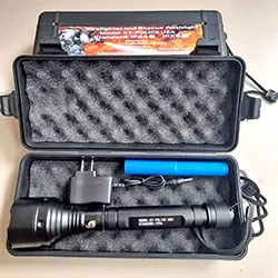 Đèn pin Police USA ánh sáng vàng chịu nước IPX4